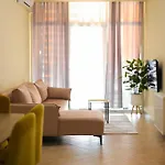 Apartmán Urban Stay 2 Komuna Paris Private Parking Self Check-In