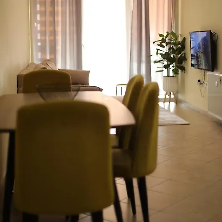 Appartamento Urban Stay 2 Komuna Paris Private Parking Self Check-In *