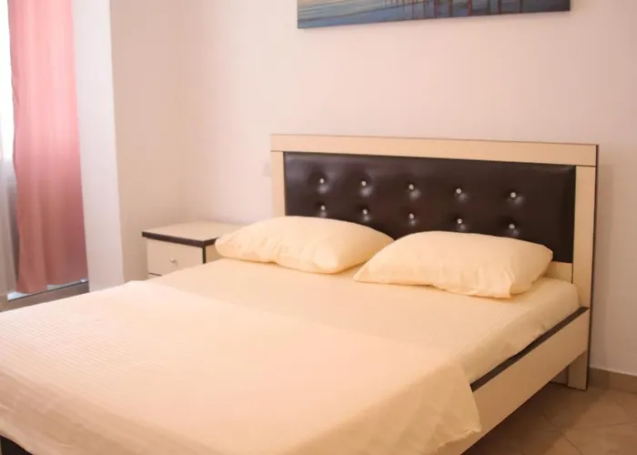 Pleasant With Free Dedicated Parking In Komuna E Parisit Appartement *