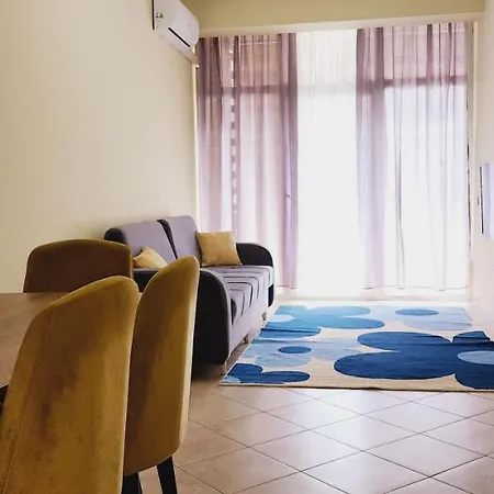 Apartment Urban 2 Komuna Paris Private Parking Self Check-in *