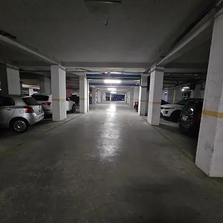 Urban 2 Komuna Paris Private Parking Self Check-in Apartment Tirana